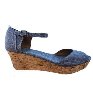 Toms Blue Canvas Wedge Sandals Size 9
